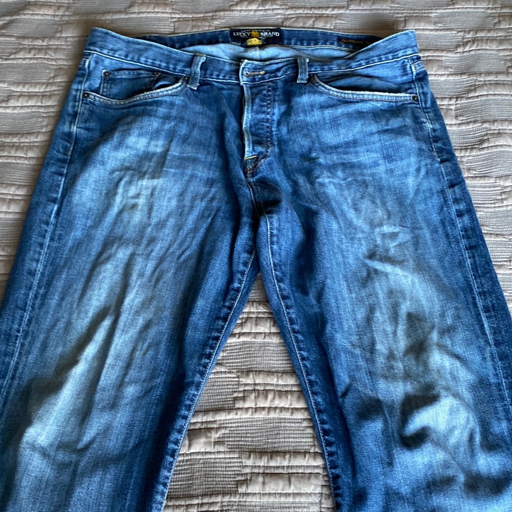 Men’s Lucky Brand, Premium Denim,221 Original Straight, 36” x 34”